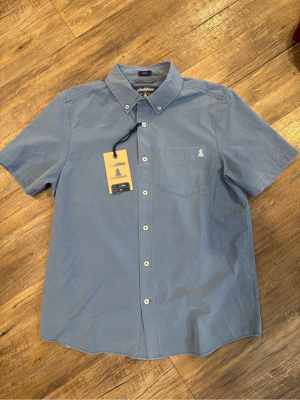NWT CHUBBIES Friday Short Sleeve Button Front Shirt Sz XS Blue
